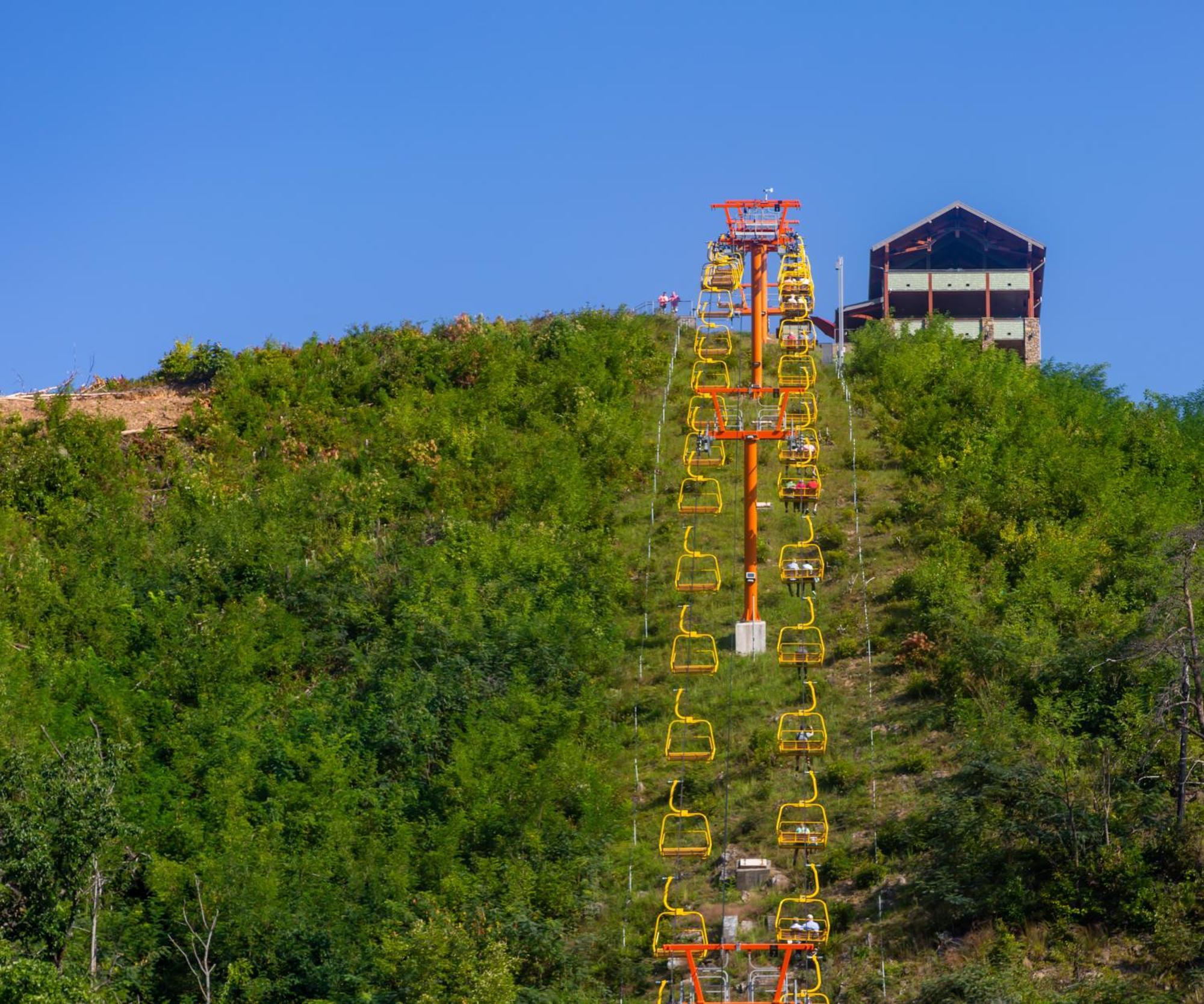 Majestic View Lodge, Amazing Views, Hot Tub, 1089 Free Tickets Each Paid Day, Dollywood And More Gatlinburg Exterior photo