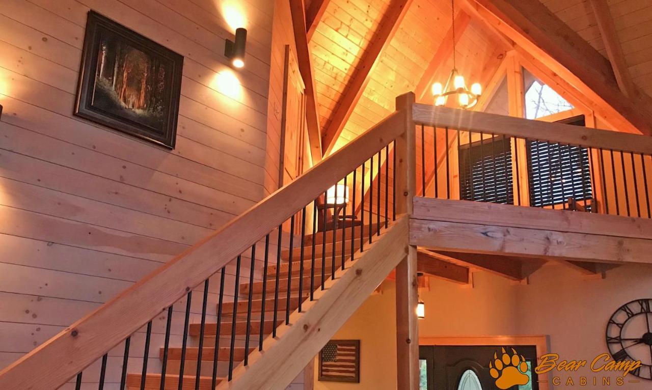 Majestic View Lodge, Amazing Views, Hot Tub, 1089 Free Tickets Each Paid Day, Dollywood And More Gatlinburg Exterior photo