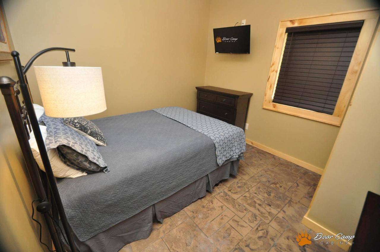 Majestic View Lodge, Amazing Views, Hot Tub, 1089 Free Tickets Each Paid Day, Dollywood And More Gatlinburg Exterior photo